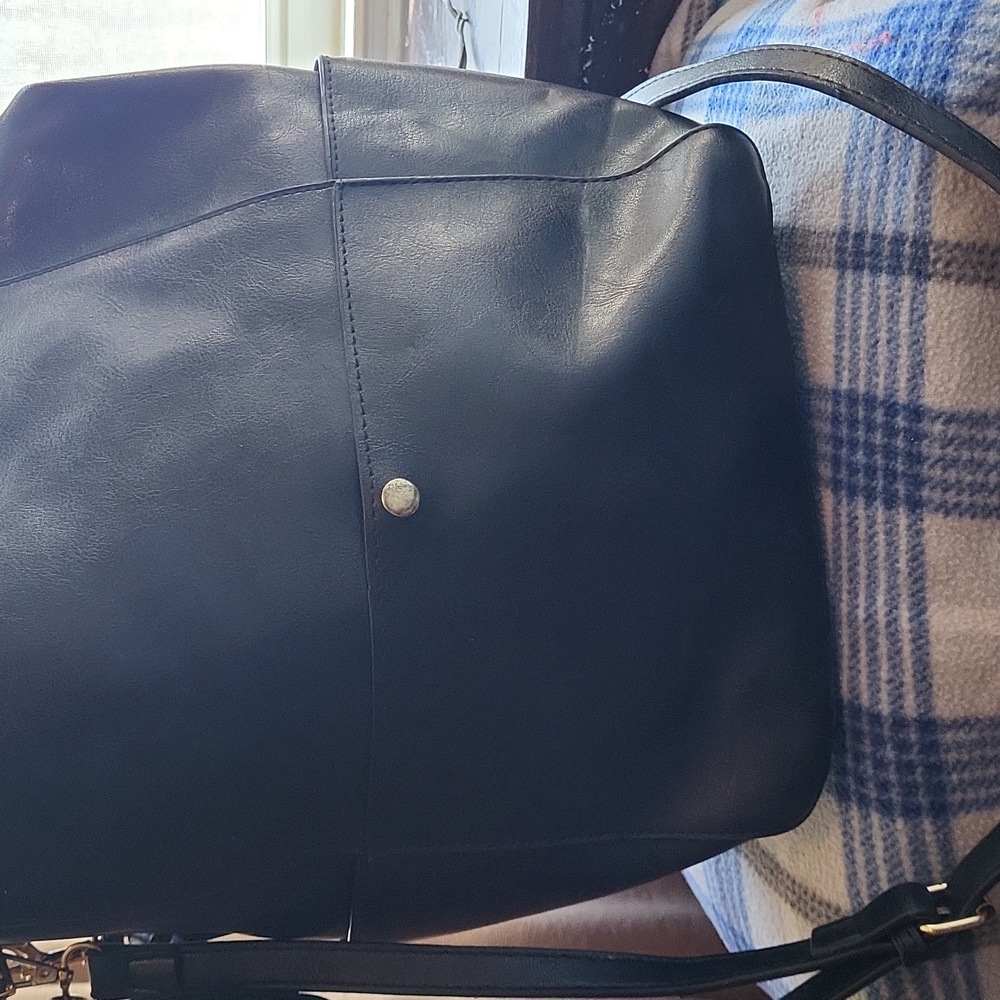 Molodo bucket handbag